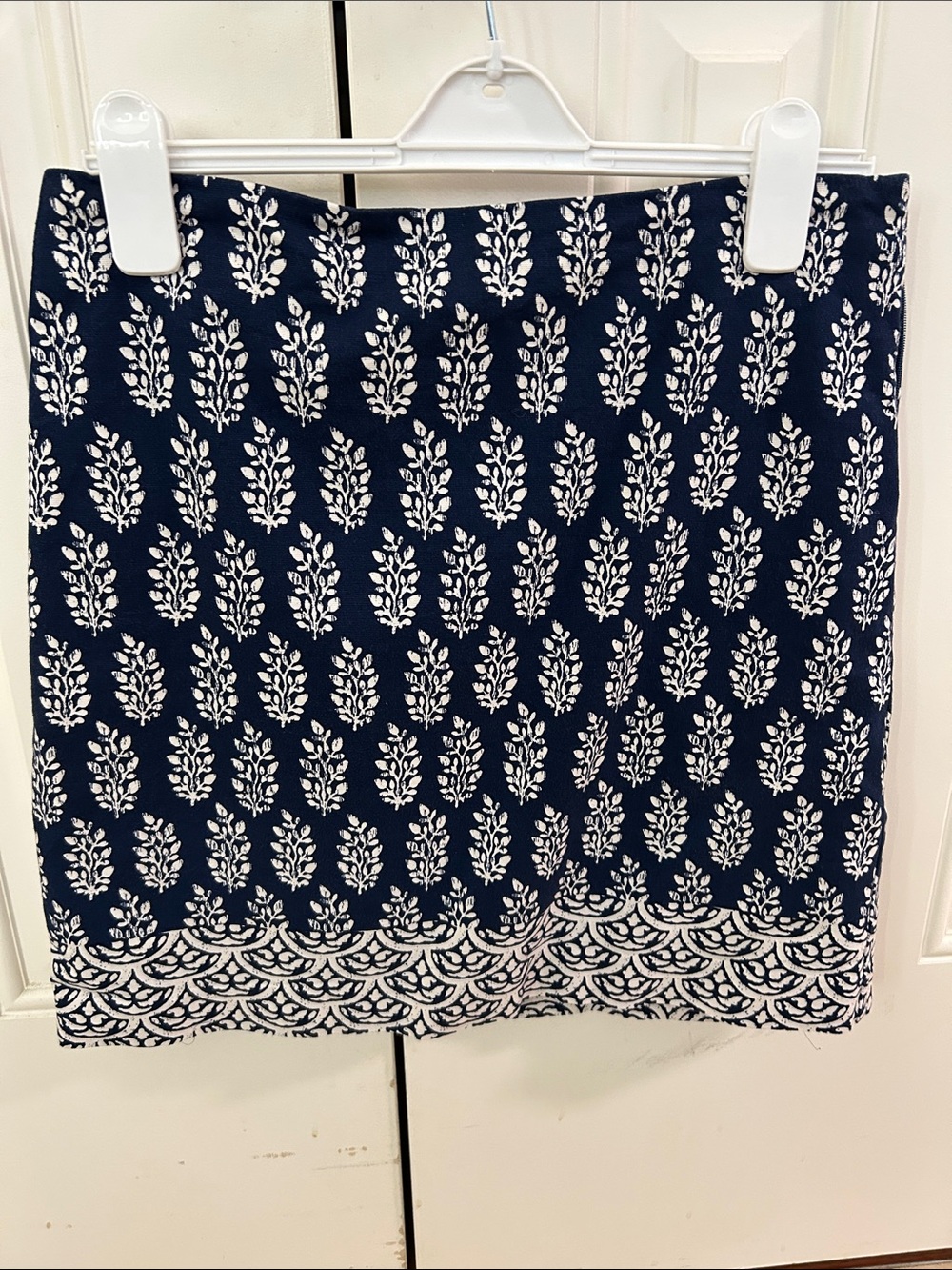Talbots Petite Navy and White Patterned Mini Skirt